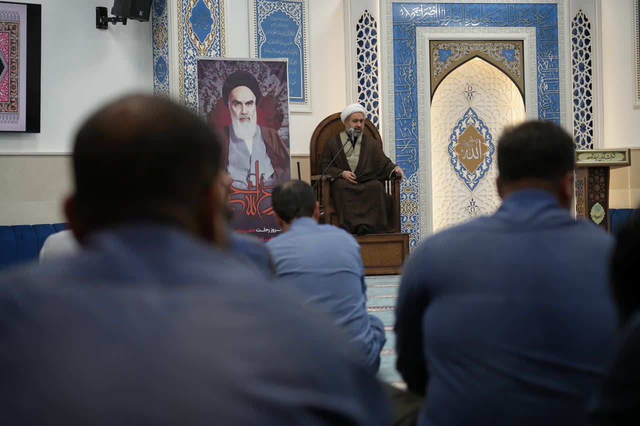 مراسم سوگواری شهادت امام محمد باقر و سالگرد ارتحال امام (ره) برگزار شد