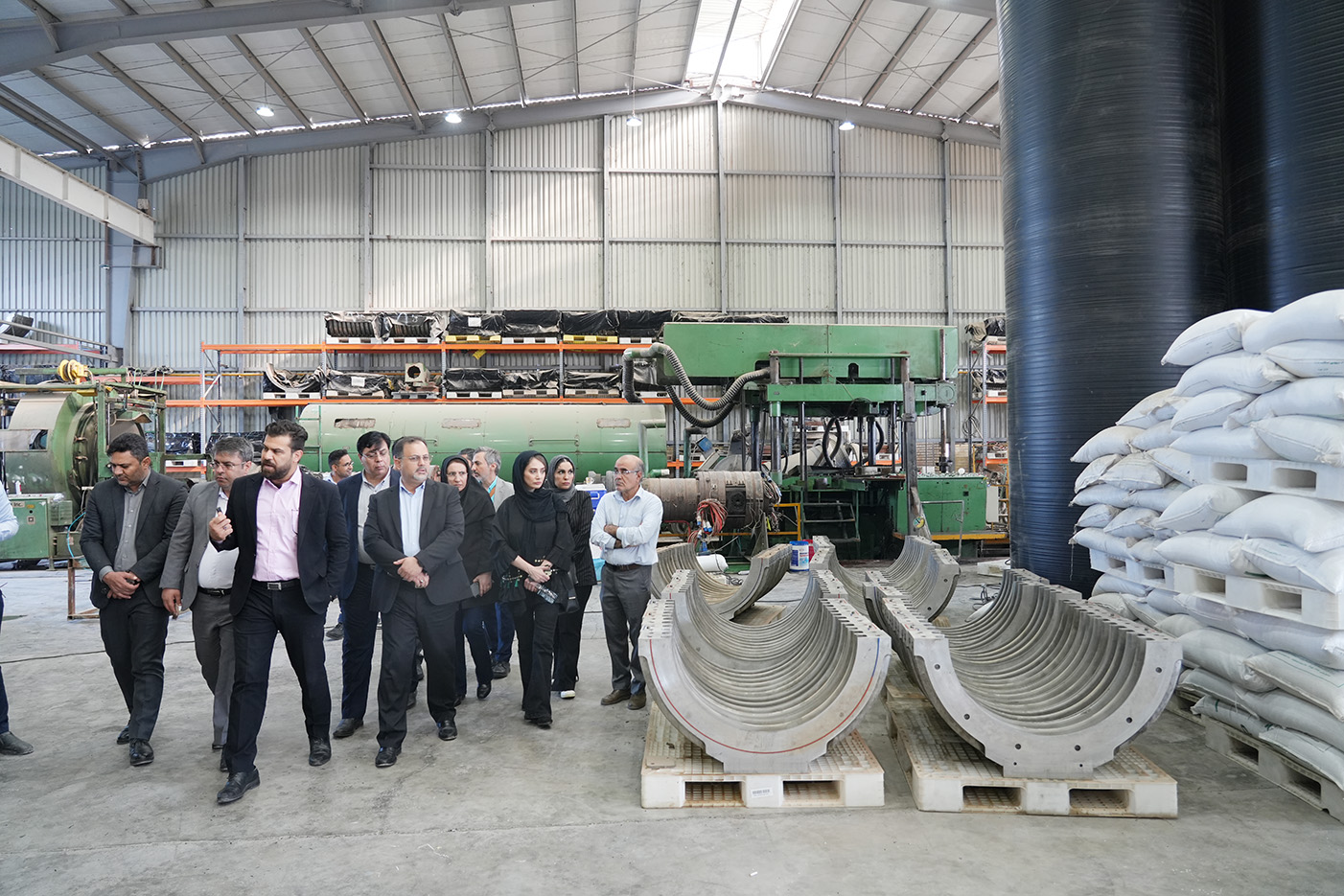 بازدید رئیس هاب بینالمللی فناوری و نوآوری ایران از شرکت آبان بسپار توسعه بازدید رئیس هاب بینالمللی فناوری و نوآوری ایران از شرکت آبان بسپار توسعه