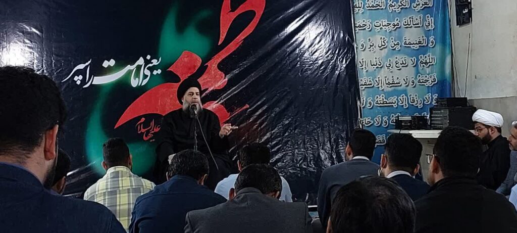 حضرت فاطمه (س) اقیانوس معرفت و پاکی است