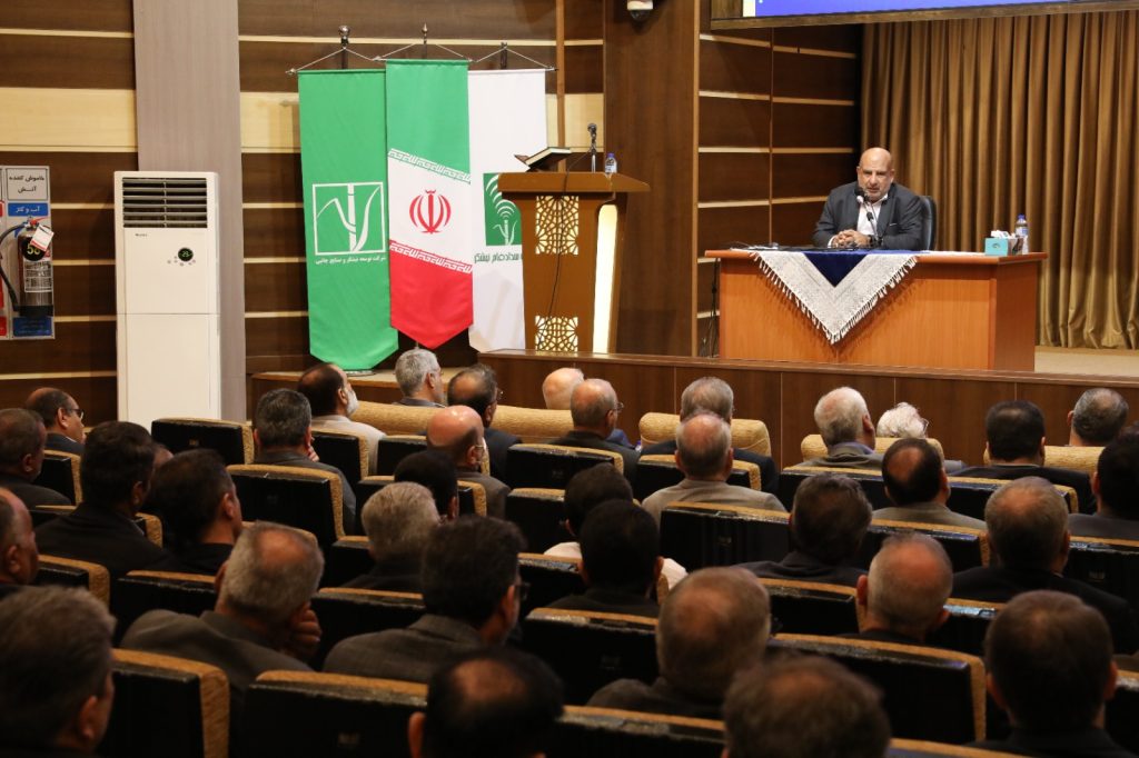 سرمایه‌گذاری برای پایداری تولید و تولیدات جدید در دستور کار است/ موفقیت‌های نیشکر، حاصل تلاش تیم ۲۶ هزارنفری / با مدیریت صحیح، از خشکسالی عبور می‌کنیم